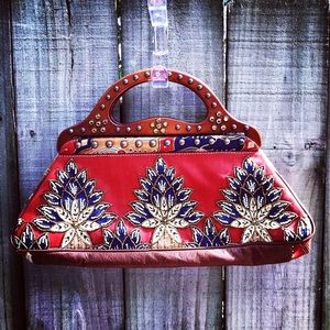 Stunning embroidered multicolor bag Isabella Fiore